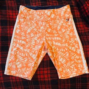 Tommy Hilfiger bike shorts size Large
